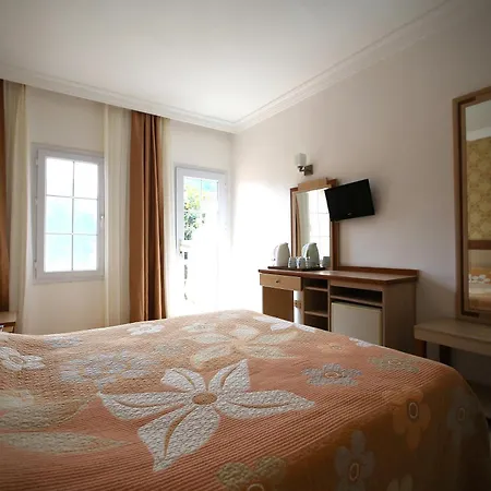 Hotel Turquoise 4*